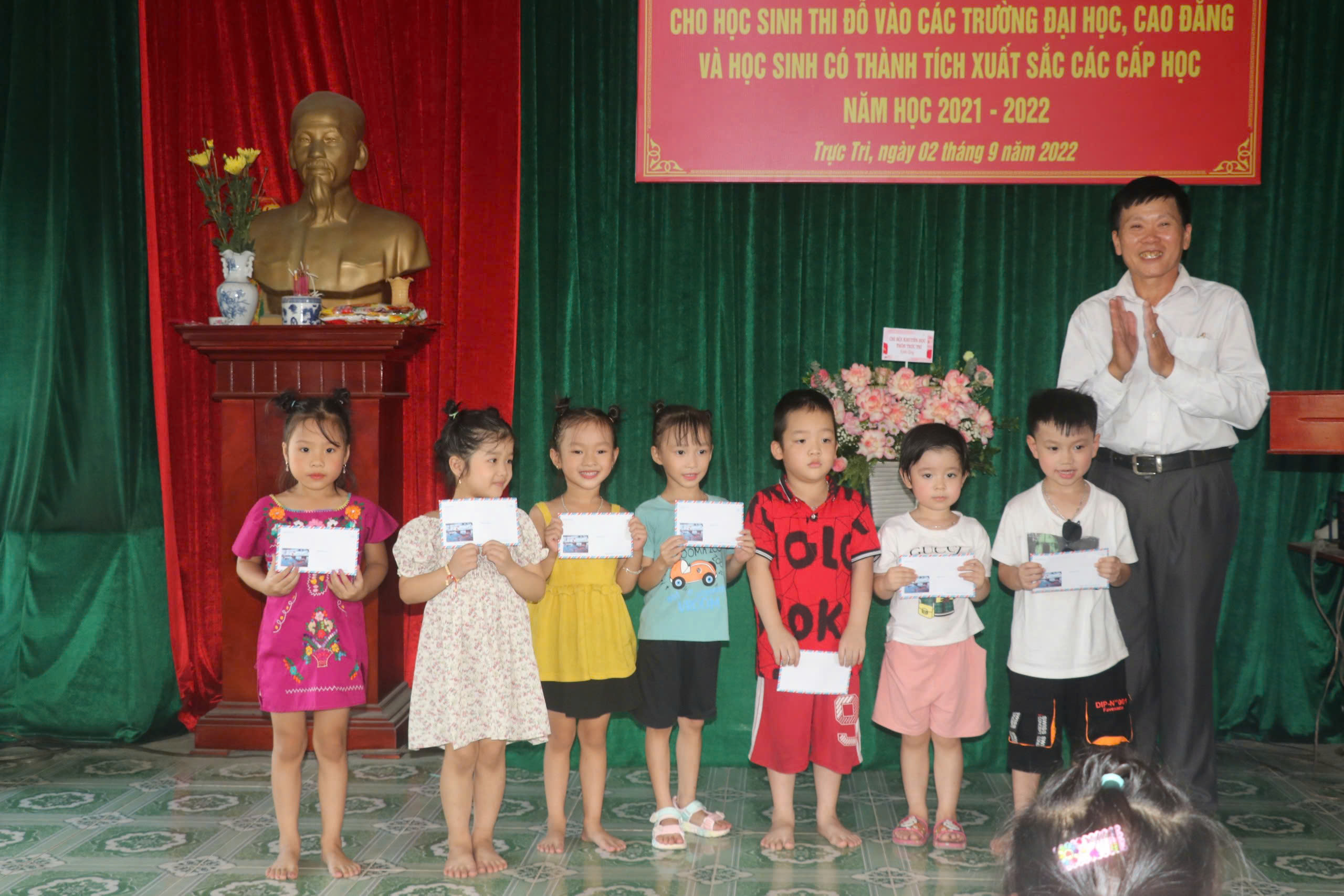 Trao thưởng 2022